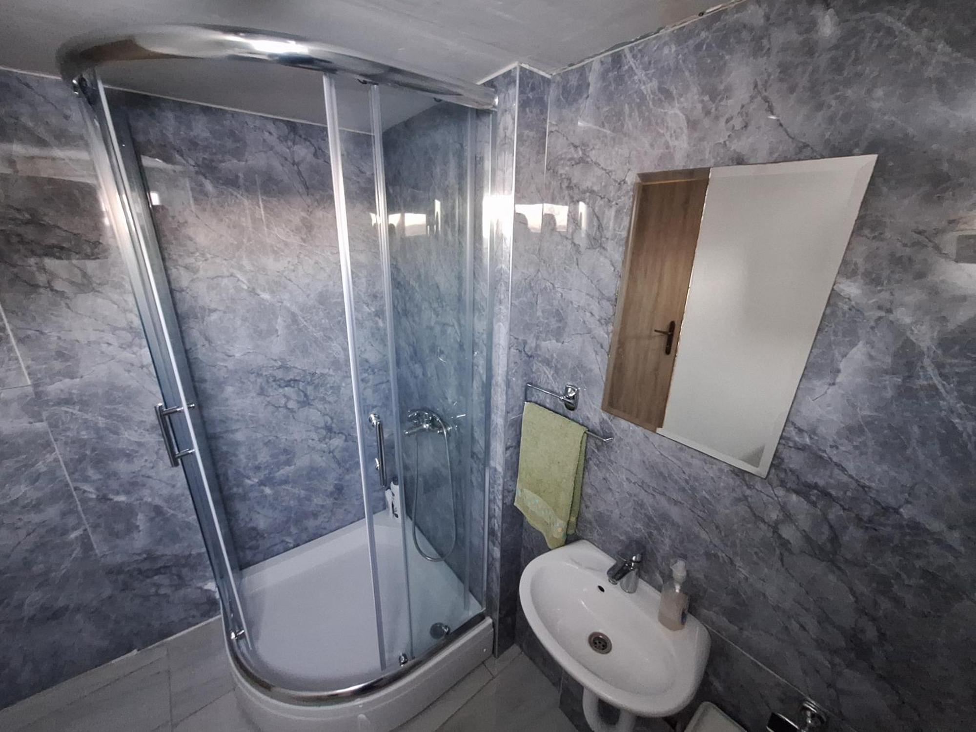 Fly & Stay Apartments ลัคตาชิ ภายนอก รูปภาพ
