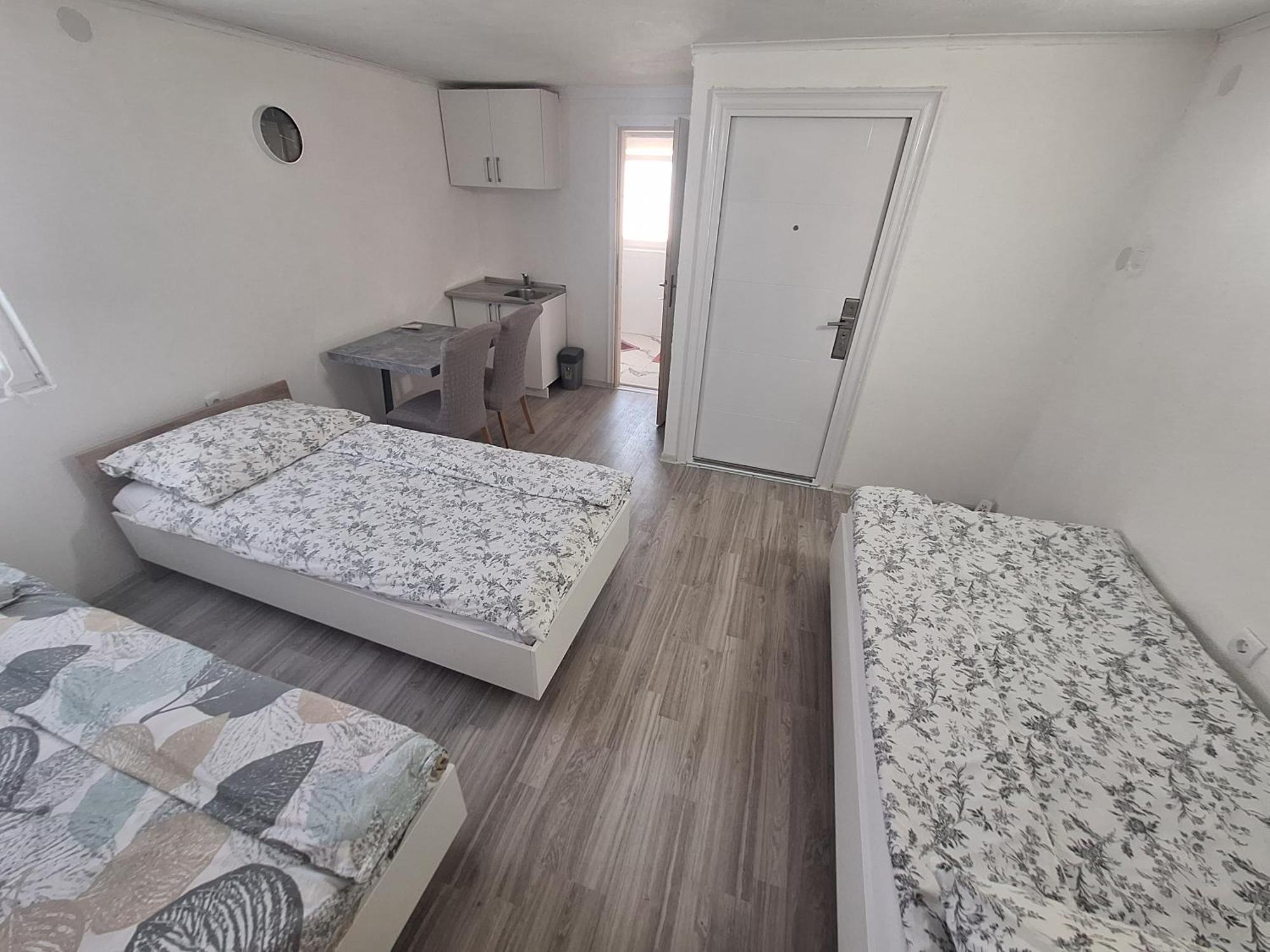 Fly & Stay Apartments ลัคตาชิ ภายนอก รูปภาพ
